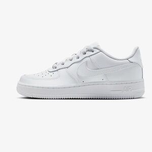 Nike Air Force 1 LE sneakers